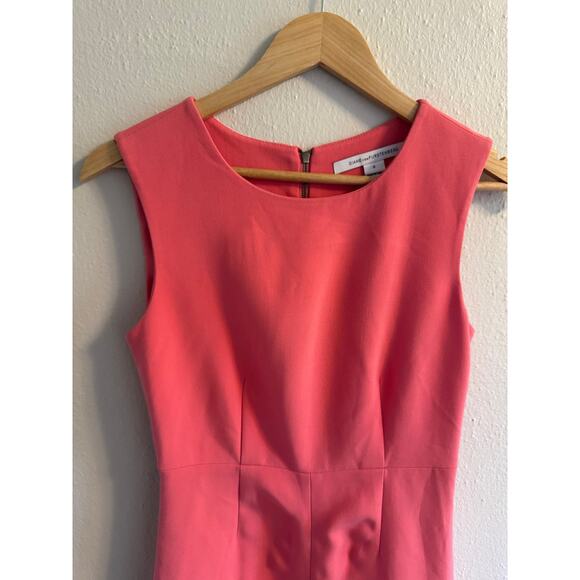 Diane Von Furstenburg pink pencil dress - Picture 4 of 4